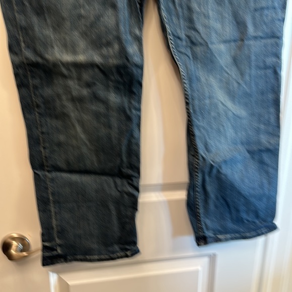 Levi’s 514’s. 48x30 - Picture 2 of 5